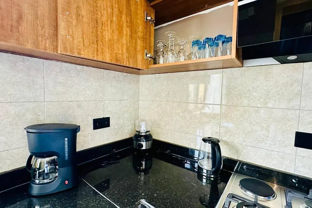 Blackoak Luxury Home B05 1Br Kyanja Kampala 0*,