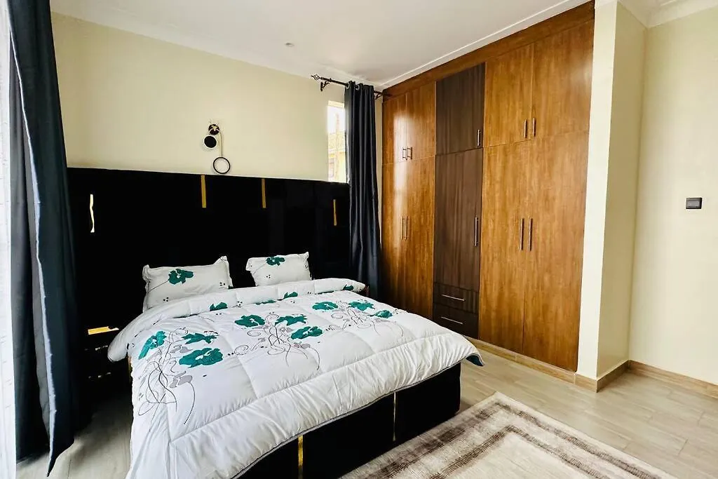 Blackoak Luxury Home B05 1Br Kyanja Kampala